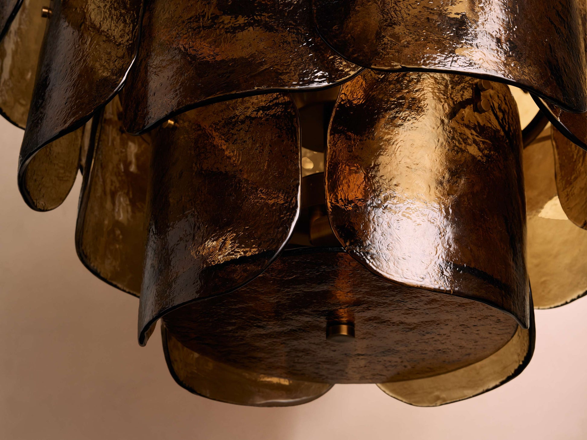 Plaire Round Chandelier-Fanci Lamps