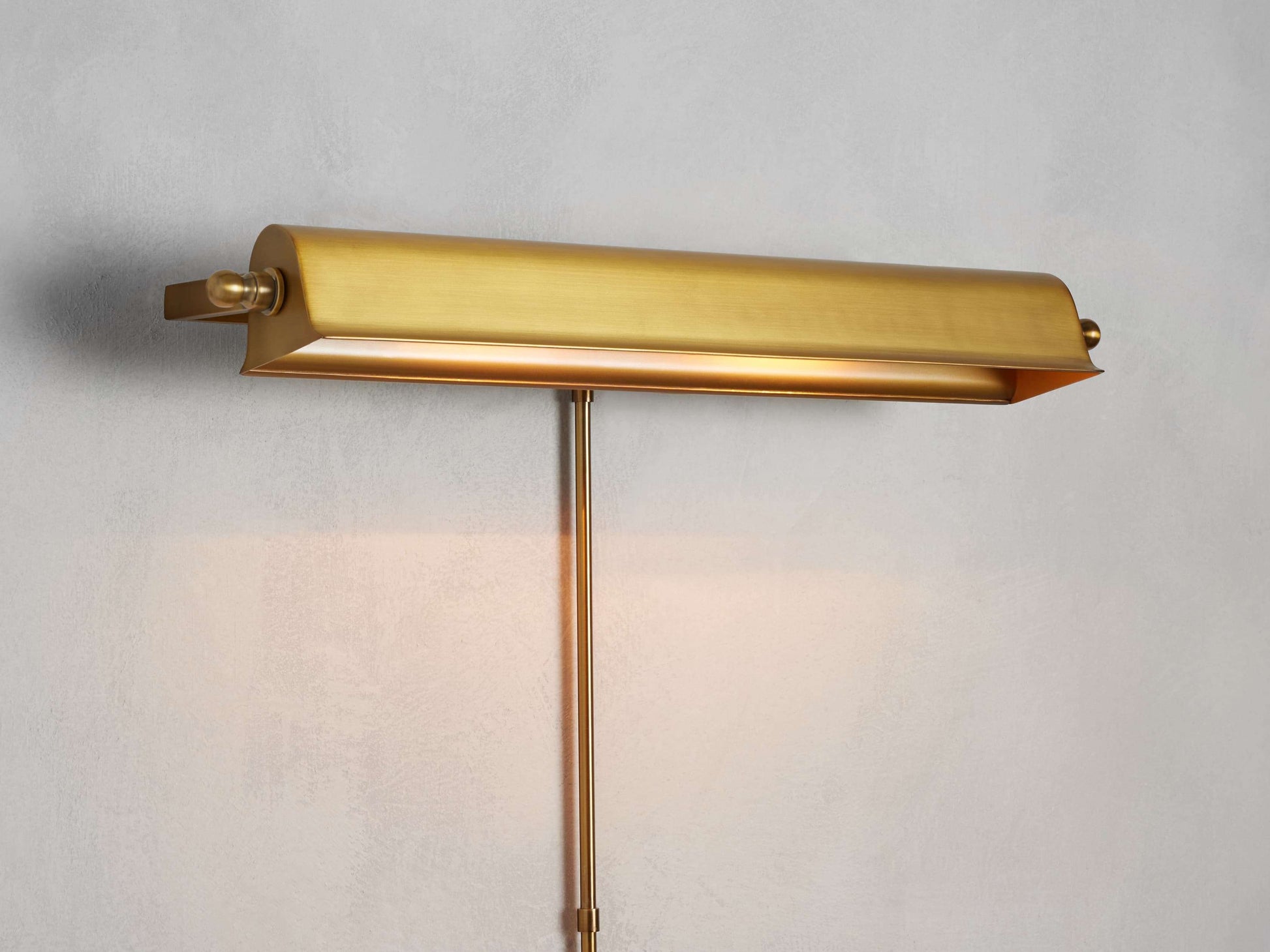 Premont Picture Light-Fanci Lamps