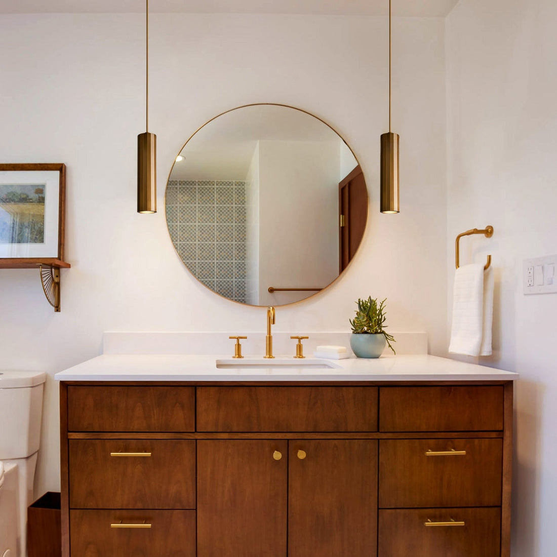 Matthie Pendant – Elegant Brass Finish Pendant Light-Fanci Lamps